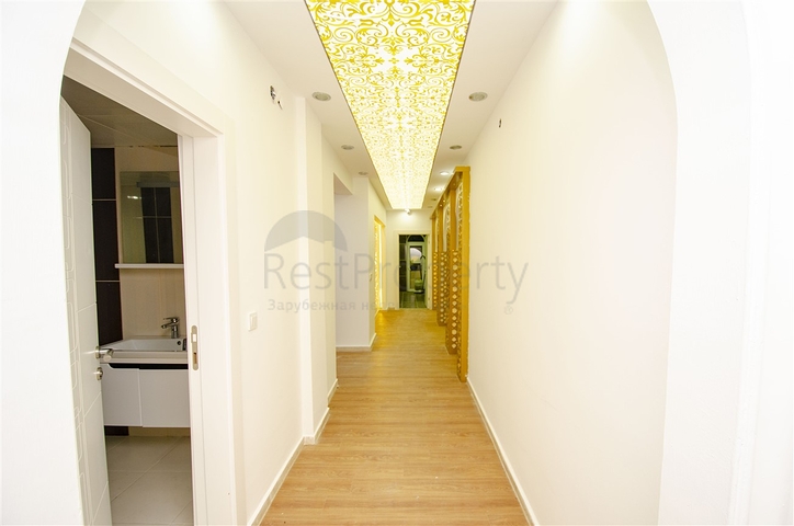 فيلا 5 + 3 مع حوض سباحة في تشاكريلار أنطاليا