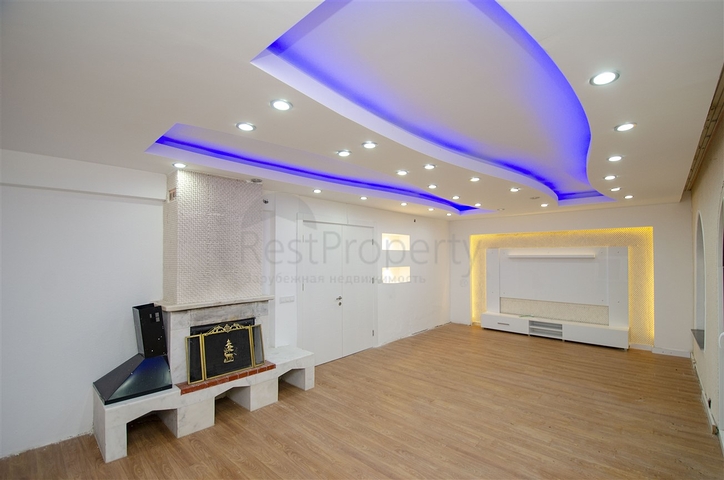 فيلا 5 + 3 مع حوض سباحة في تشاكريلار أنطاليا