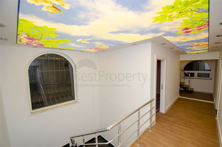 فيلا 5 + 3 مع حوض سباحة في تشاكريلار أنطاليا