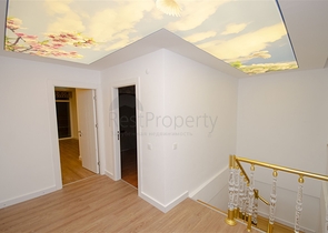 فيلا 5 + 3 مع حوض سباحة في تشاكريلار أنطاليا