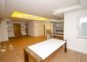 فيلا 5 + 3 مع حوض سباحة في تشاكريلار أنطاليا