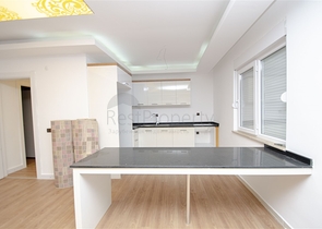 فيلا 5 + 3 مع حوض سباحة في تشاكريلار أنطاليا