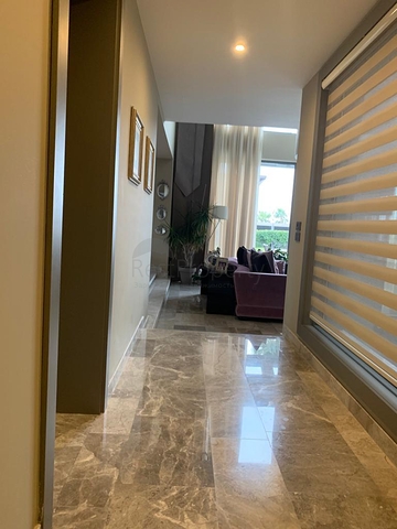 فيلا فاخرة حديثة - مسبح وحديقة مستقلة - اسطنبول 