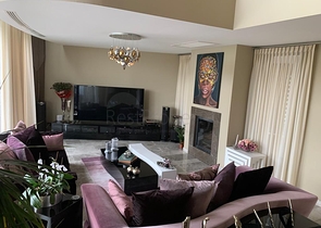 فيلا فاخرة حديثة - مسبح وحديقة مستقلة - اسطنبول 