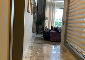 فيلا فاخرة حديثة - مسبح وحديقة مستقلة - اسطنبول 