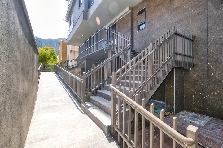 شقق 1+1 ، 2 + 1 تخطيط في ساريسو - أنطاليا ميكروديستريكت 