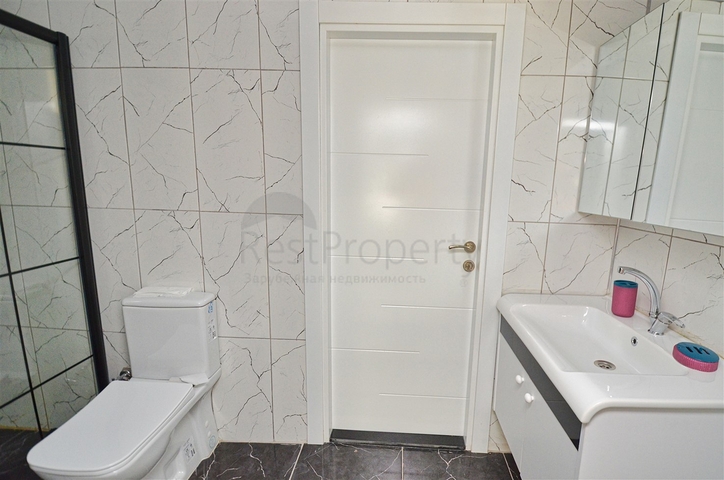 فيلا 5 + 1 في منطقة بيليك أنطاليا 