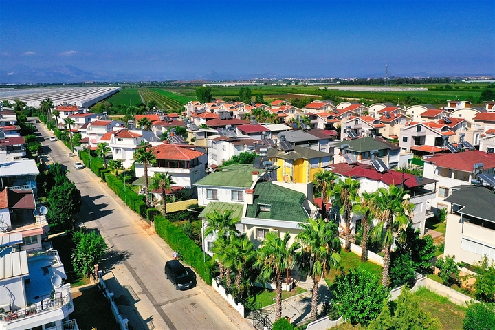 فيلا 5 + 1 في منطقة بيليك أنطاليا 