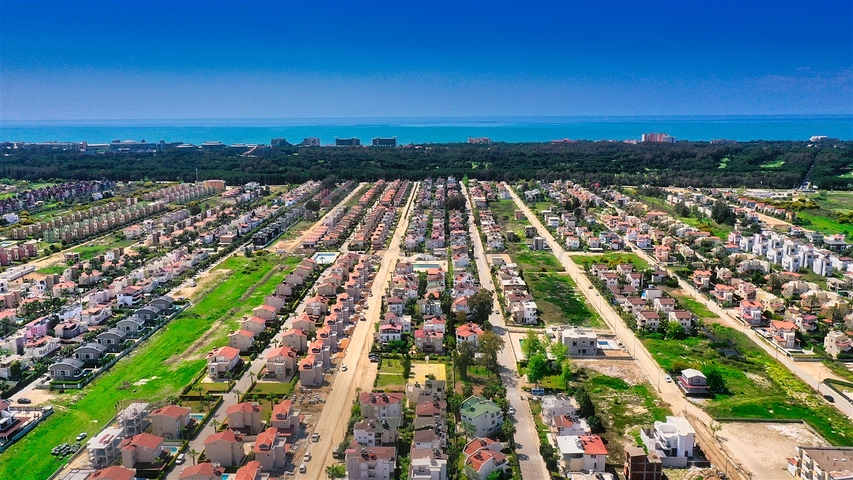 فيلا 5 + 1 في منطقة بيليك أنطاليا 