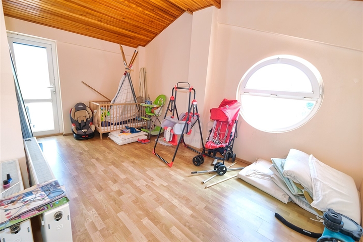 فيلا 4+2 في كيمير-منطقة أنطاليا 