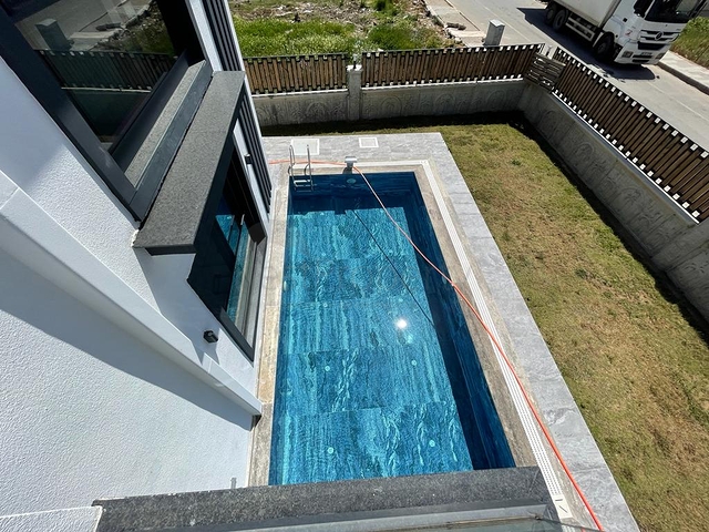 فيلا 4 + 1 في منطقة بيليك أنطاليا 