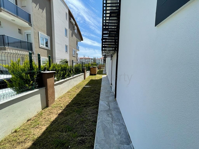 فيلا 4 + 1 في منطقة بيليك أنطاليا 