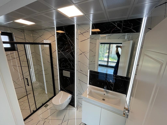 فيلا 4 + 1 في منطقة بيليك أنطاليا 