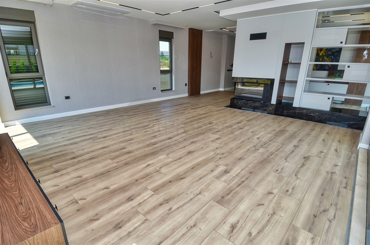 فيلا فاخرة جديدة 5+1 في دوشيمالتي-منطقة أنطاليا