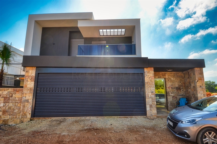 فيلا فاخرة جديدة 5+1 في دوشيمالتي-منطقة أنطاليا