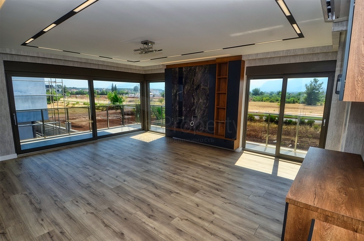 فيلا فاخرة جديدة 5+1 في دوشيمالتي-منطقة أنطاليا