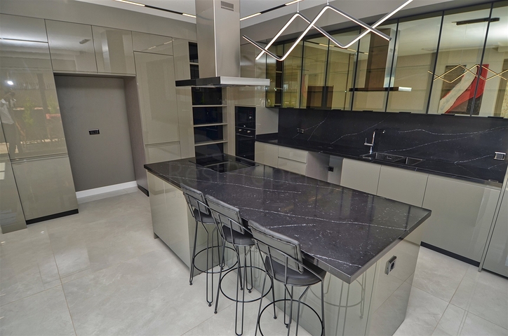 فيلا فاخرة جديدة 5+1 في دوشيمالتي-منطقة أنطاليا