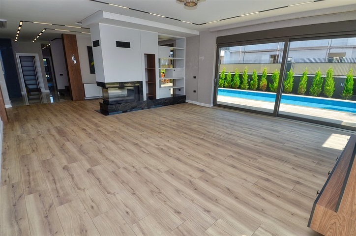 فيلا فاخرة جديدة 5+1 في دوشيمالتي-منطقة أنطاليا