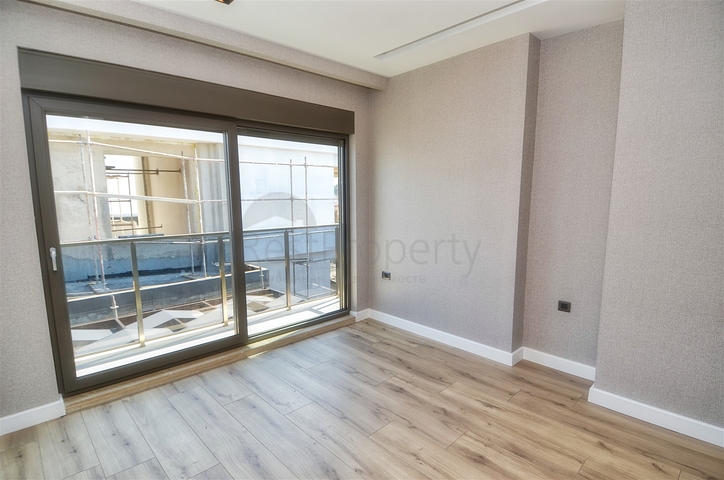 فيلا فاخرة جديدة 5+1 في دوشيمالتي-منطقة أنطاليا