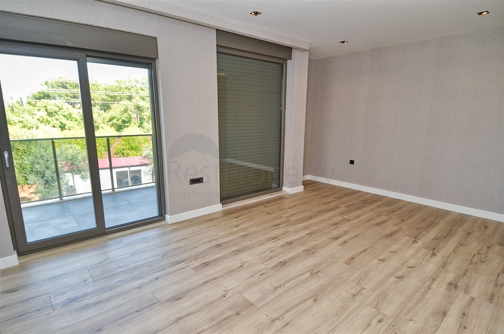 فيلا فاخرة جديدة 5+1 في دوشيمالتي-منطقة أنطاليا