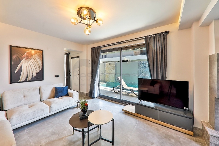 فيلا 3+1 في منطقة فتحية 