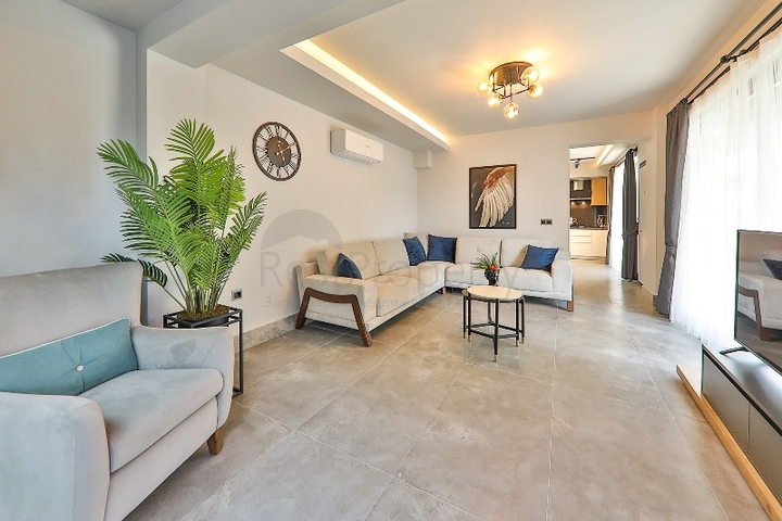 فيلا 3+1 في منطقة فتحية 