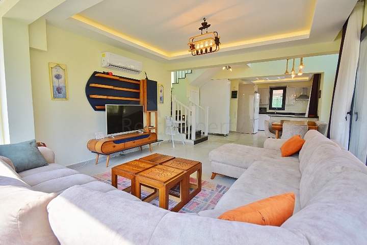 فيلا 4+1 في منطقة فتحية 