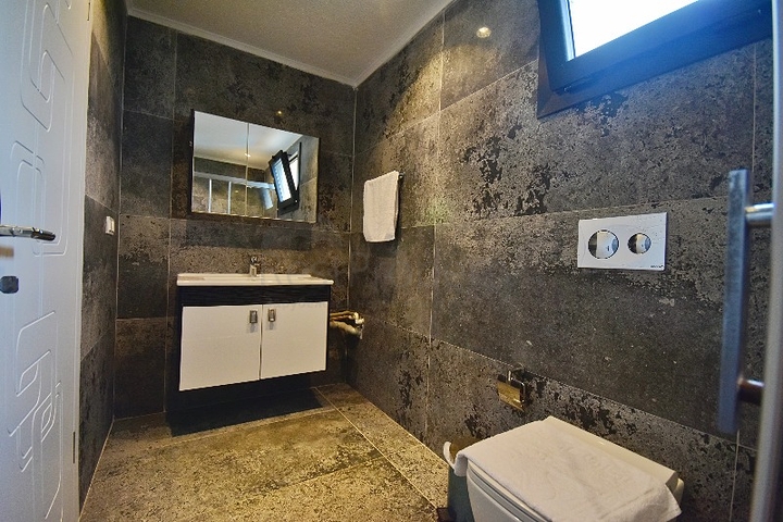 فيلا 4+1 في منطقة فتحية 