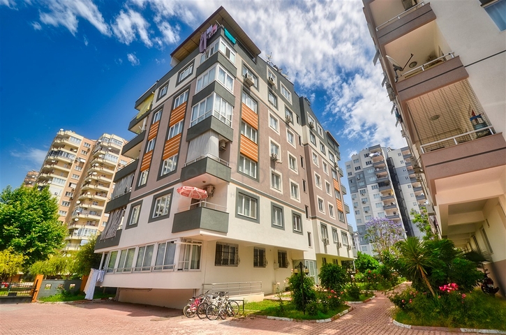 شقة 3 + 1 في حي سيتيلر أنطاليا 