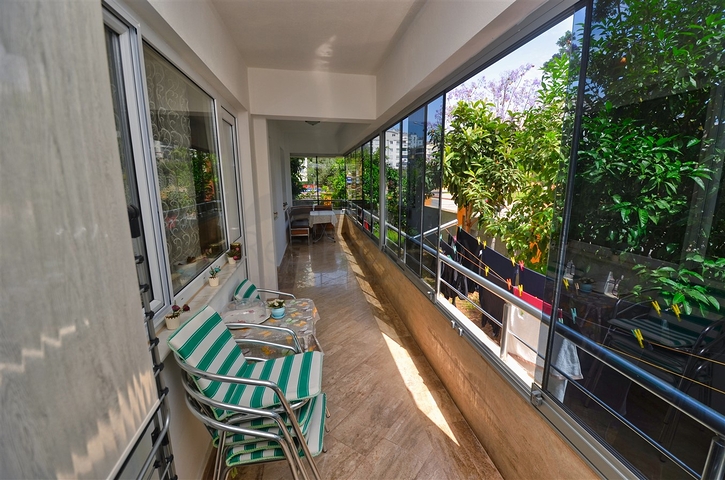 شقة 3 + 1 في حي سيتيلر أنطاليا 