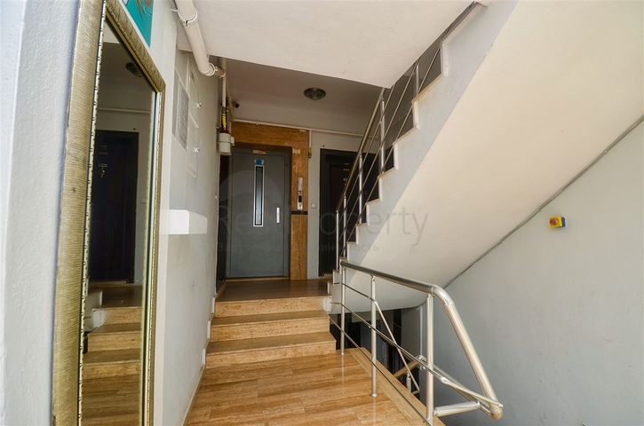 شقة 3 + 1 في حي سيتيلر أنطاليا 