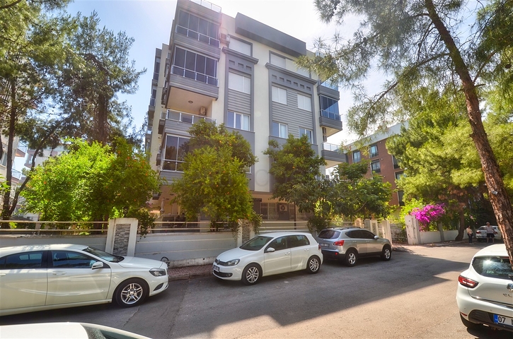 شقة 3+1 في كونيالتي-منطقة أنطاليا 