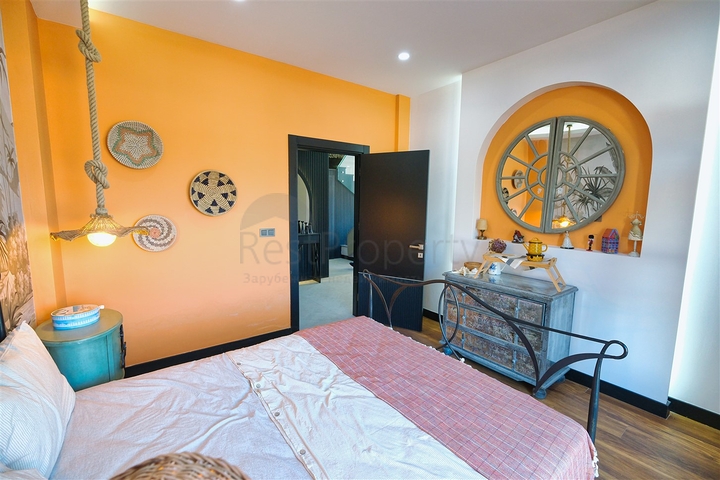 فيلا مريحة 4 + 1 في منطقة دوشيميالتي-أنطاليا 