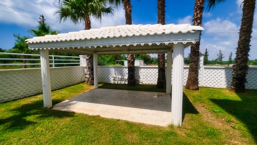 فندق في منطقة بيليك المرموقة للبيع