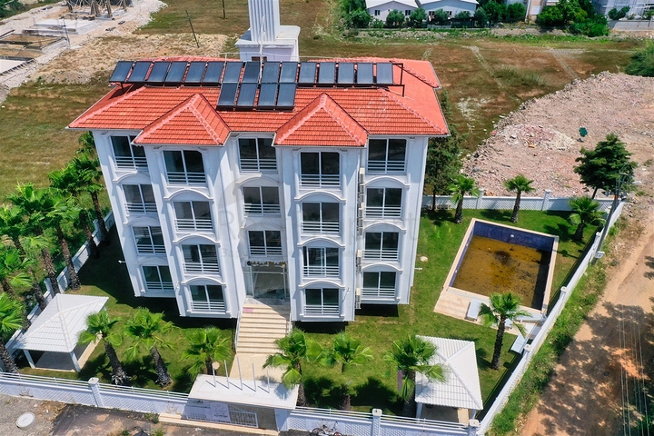 فندق في منطقة بيليك المرموقة للبيع