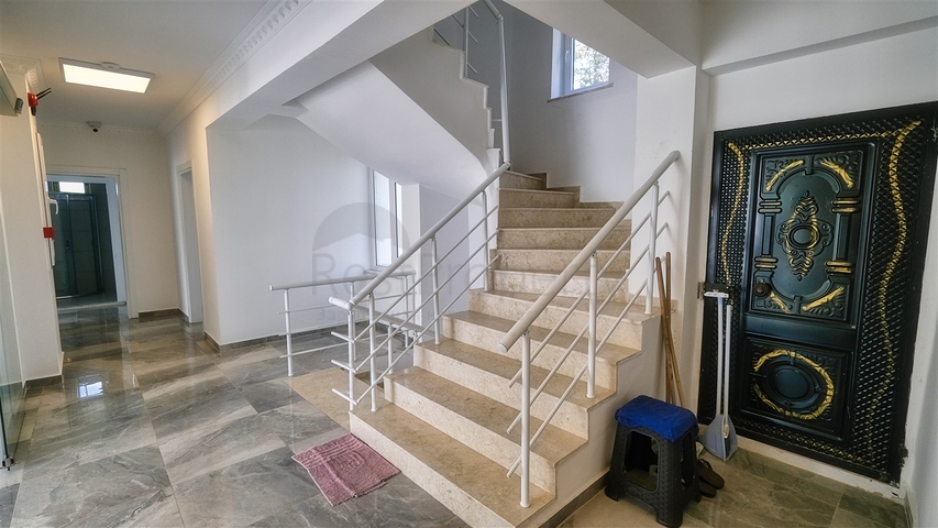 فندق في منطقة بيليك المرموقة للبيع