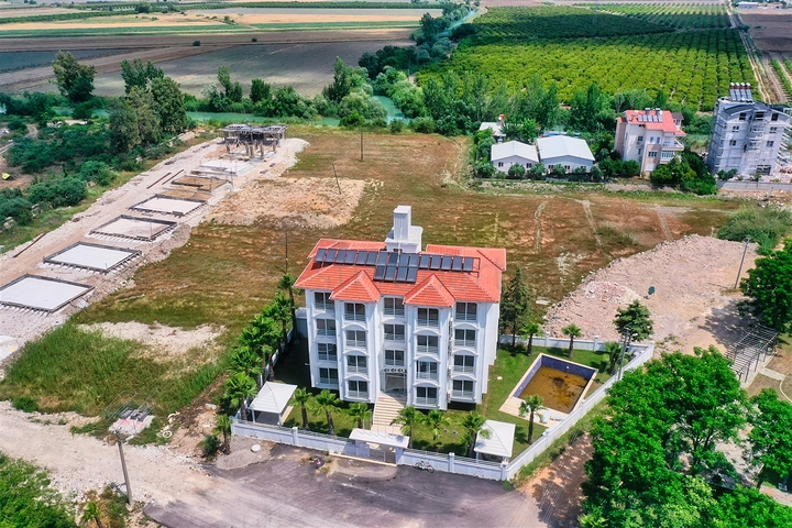 فندق في منطقة بيليك المرموقة للبيع