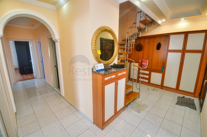 تخطيط شقة 5 + 2 في منطقة يسلبهجة - أنطاليا 