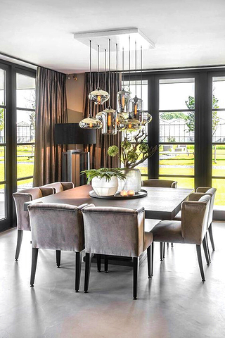 فيلا 5 + 1 بحمام سباحة في منطقة بيليك أنطاليا