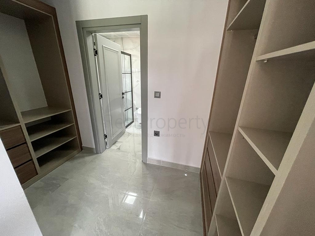 فيلا 5 + 1 بحمام سباحة في منطقة بيليك أنطاليا