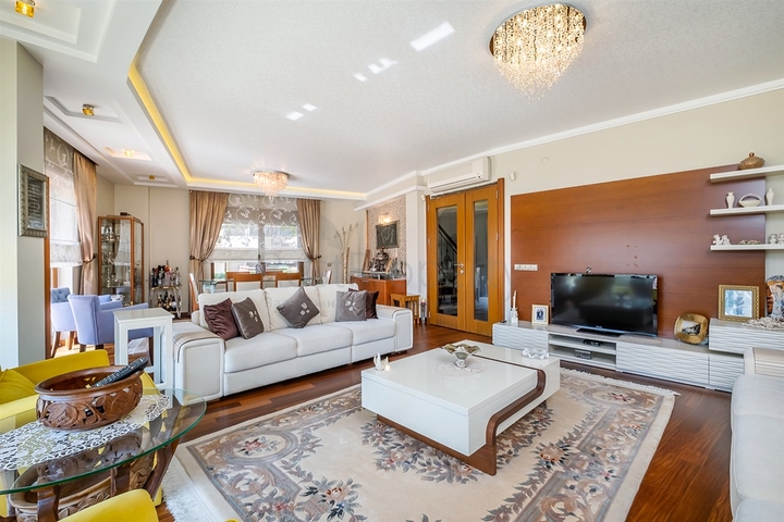 تخطيط شقة 7 + 2 في كاجلايان - حي أنطاليا 