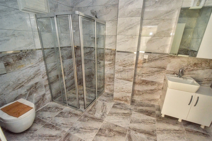 شقة دوبلكس 3 + 1 في جوزيلوبا-حي أنطاليا 