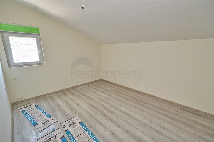 شقة دوبلكس 3 + 1 في جوزيلوبا-حي أنطاليا 