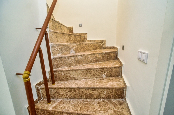 شقة دوبلكس 3 + 1 في جوزيلوبا-حي أنطاليا 