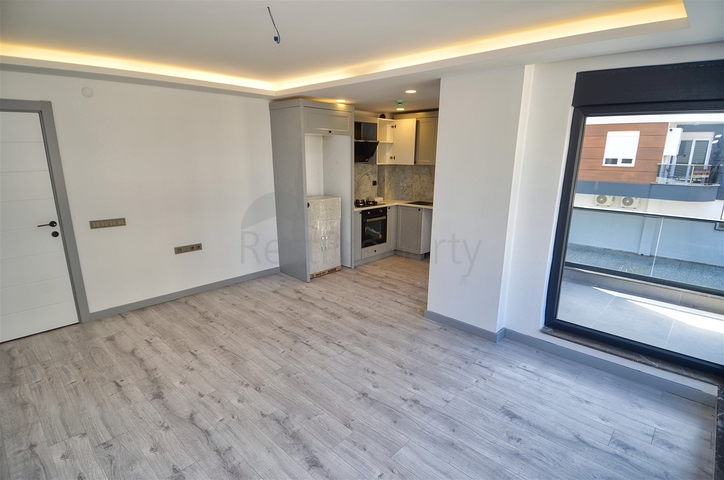 مشروع استثماري في منطقة البرسيمون - أنطاليا الصغيرة