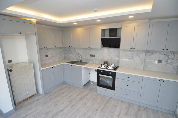 مشروع استثماري في منطقة البرسيمون - أنطاليا الصغيرة