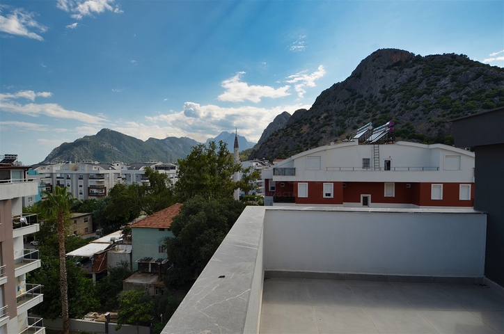 مشروع استثماري في منطقة البرسيمون - أنطاليا الصغيرة