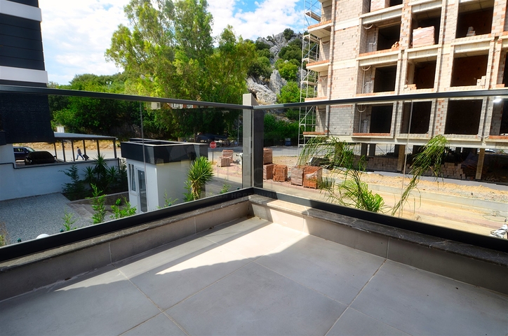 مشروع استثماري في منطقة البرسيمون - أنطاليا الصغيرة