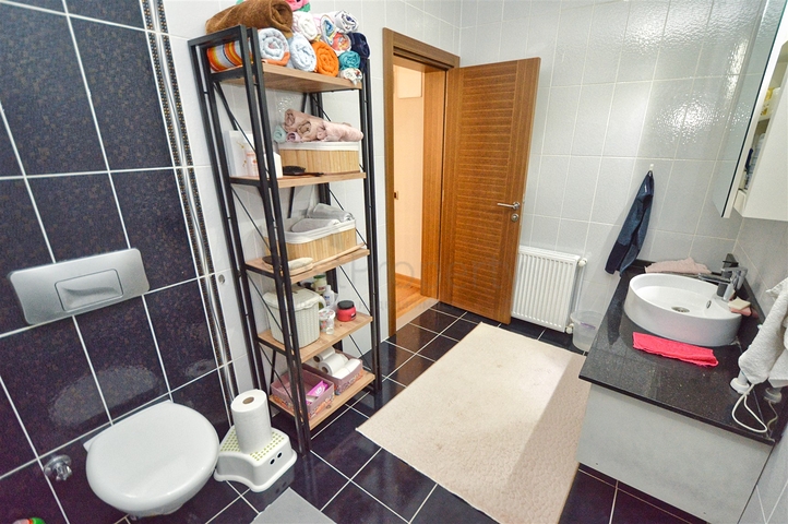 شقة دوبلكس 3 + 1 في حي ليمان - أنطاليا 