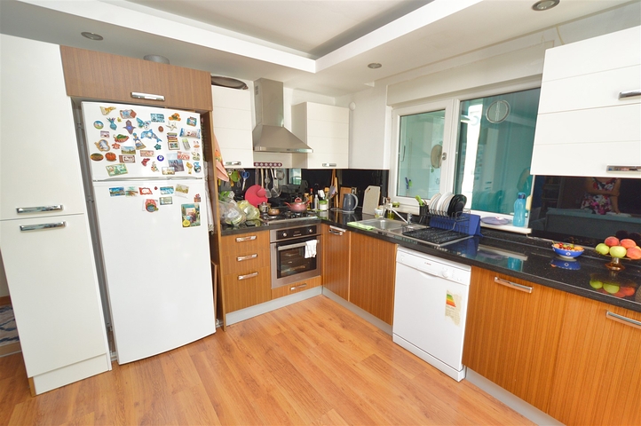 شقة دوبلكس 3 + 1 في حي ليمان - أنطاليا 